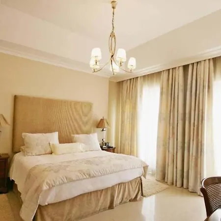 Sleeps 10 Pool Air Con T480285 Вилла