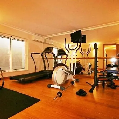 Sleeps 10 Pool Air Con T480285