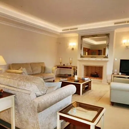 Villa Sleeps 10 Pool Air Con T480285 Quinta do Lago